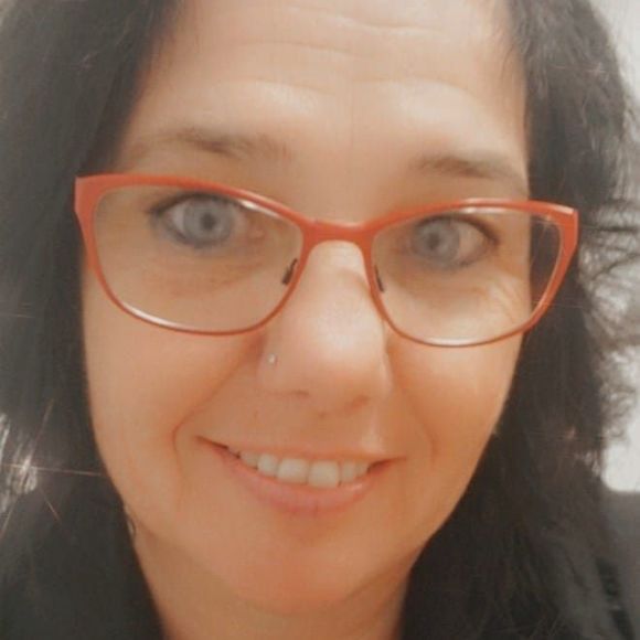 Meet your Posher, Brenda - Picture 1 of 1